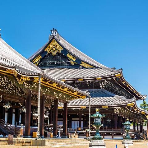 京都歷史風情 京都和風街道 東本願寺 祈願神社 五條樂園漫步遊 英文導遊 和風茶點 Liigo